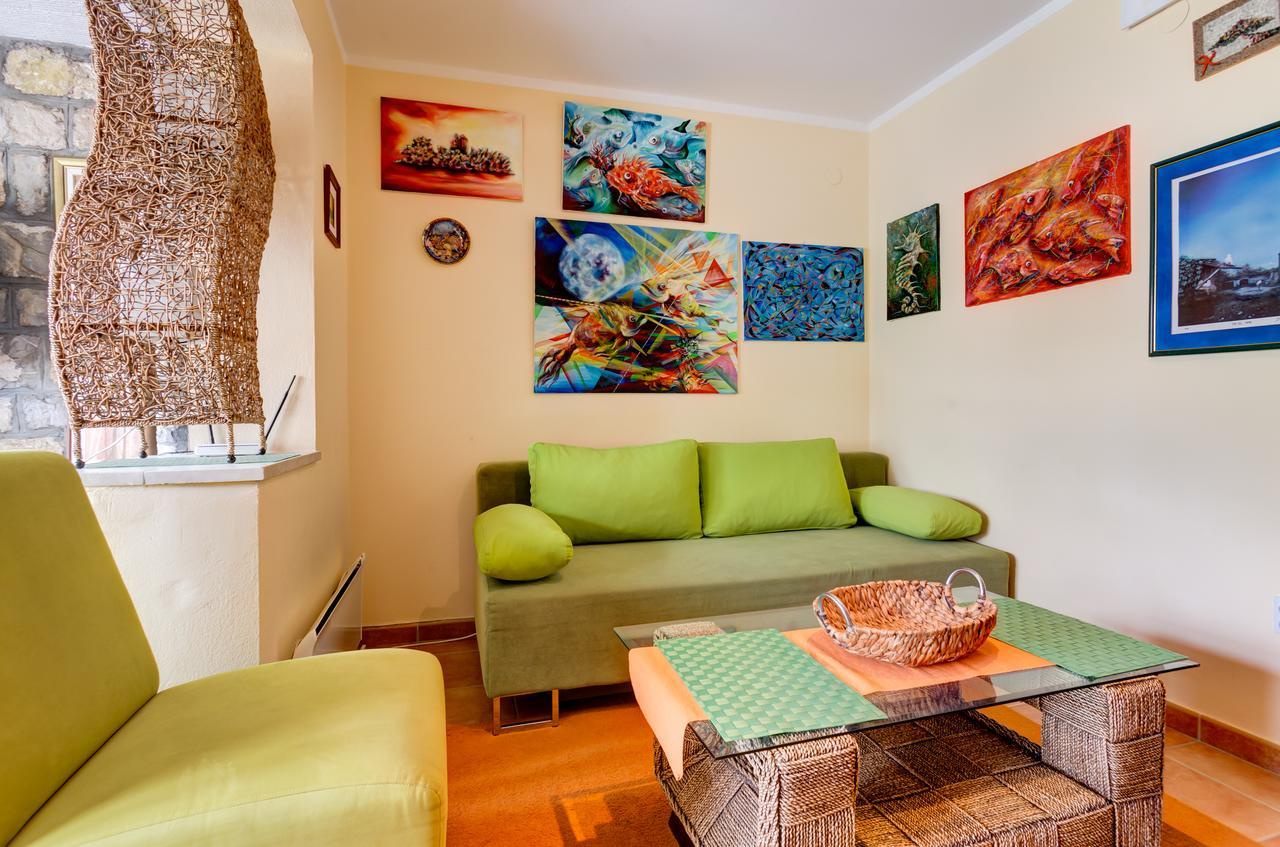 Apartments Varja Свети Стефан Екстериор снимка